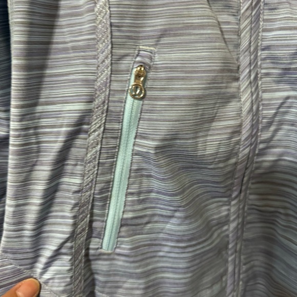 Lululemon Run: Make A Break Jacket Twisted Stripe Caspian Blue / Caspian Blue-6 - Picture 7 of 14